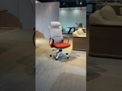 Chaise de bureau pivotante moderne réglable avec un siège en mousse d'éponge