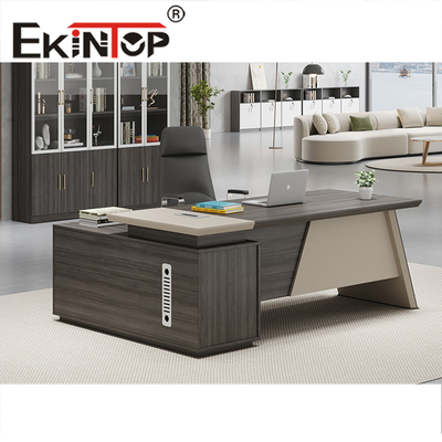 Bureau de style moderne blanc en forme de L de style moderne