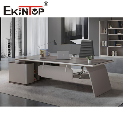 Finition chrome mat Grand bureau de bureau en forme de L Bureau de style moderne