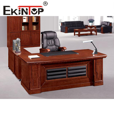 Patron moderne gestionnaire petit bureau bureau en bois grand quart président table