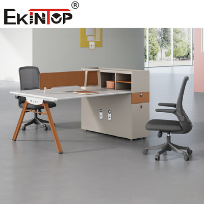 Poste de travail blanc de bureau de dessus de Tableau du cadre en acier de personne du personnel 2-8