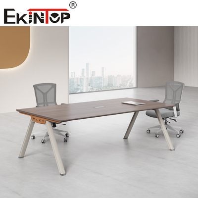 Table de salle de conférence en bois moderne personnalisable marron clair