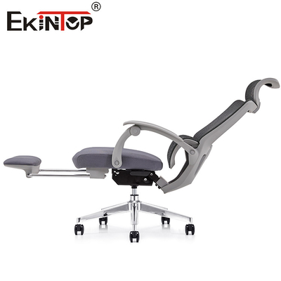 Douleurs de dos standard de Gray Office Mesh Chair For avec l'allocation des places d'appui-tête de roulettes