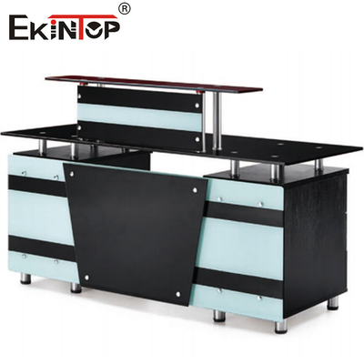 Bureau à structure robuste personnalisée combinant fonctionnalité et esthétique