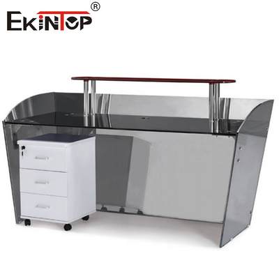 Bureau à structure robuste personnalisée combinant fonctionnalité et esthétique