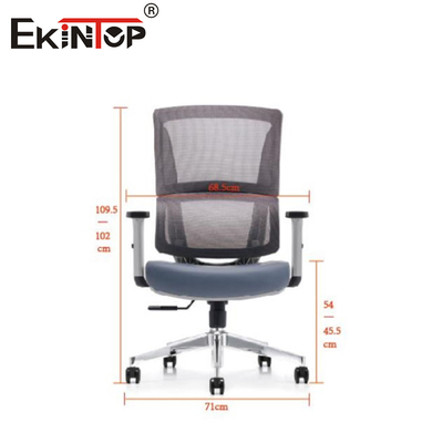 Une chaise de bureau moderne et innovante pour une journée de travail rafraîchissante