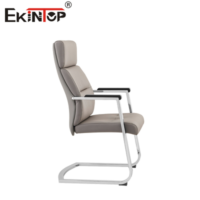 Chaise de bureau polyvalente en cuir réglable en hauteur avec base métallique chrome