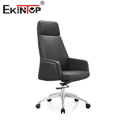 Chaise de bureau en cuir authentique, disposant d'un mécanisme de repos