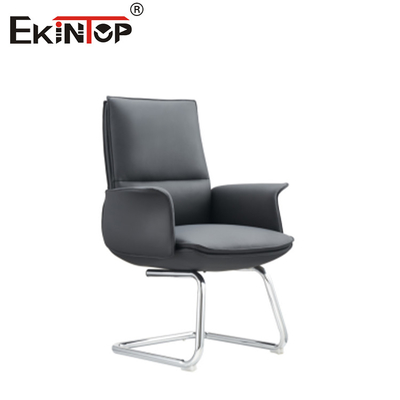 Chaise de chef en cuir classique intemporelle pour le lieu de travail moderne
