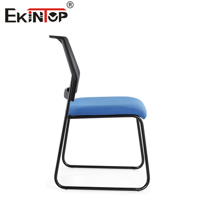 Chaises de salle d'entraînement moderne Sièges élégants et pratiques pour les espaces éducatifs