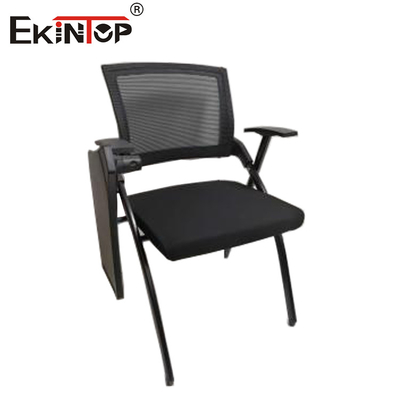 Chaise d'entraînement empilable élégante et pratique pour le lieu de travail