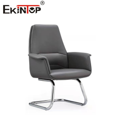 Chaise de bureau en cuir noir à dos haut avec accoudoirs réglables en hauteur