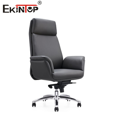 Chaise de bureau en cuir moderne avec des jambes en métal, roues réglables en hauteur