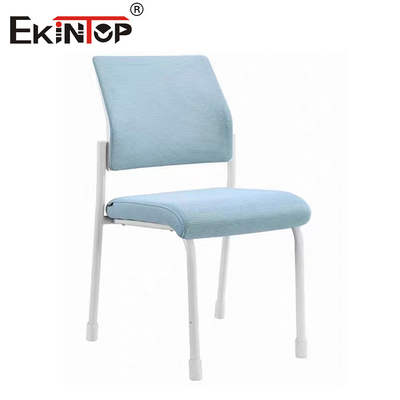 Chaise d'entraînement en matériau de maille avec coussin de siège d'éponge en métal