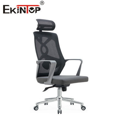 Chaise de bureau en maille ergonomique grise à dos haut avec appuie-tête pour le travail