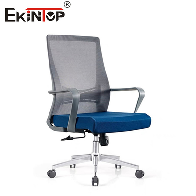 Chaise de bureau avec accoudoirs en nylon auto-assemblée