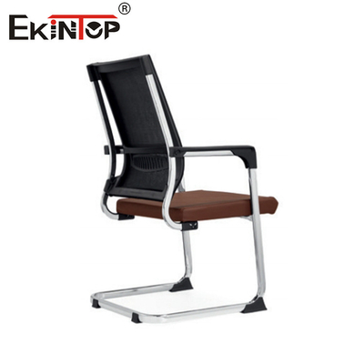 Chaise de bureau en maille à mi-dos avec coussin de siège en mousse et accoudoirs