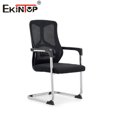 Chaise de bureau à dos en maille noire avec hauteur réglable du repose-tête