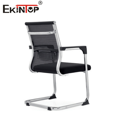 Chaise de bureau en maille noire avec accoudoirs modernes
