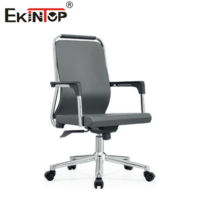 Chaise de bureau exécutive à dos moyen avec accoudoirs en option de style moderne