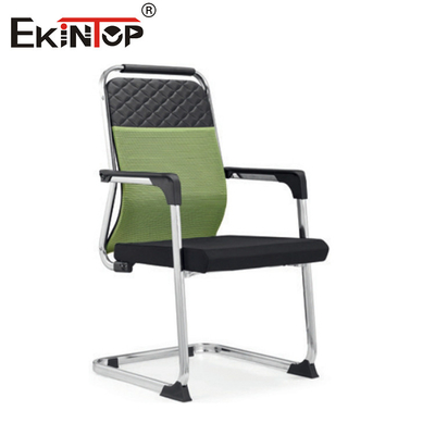 Chaise grise personnalisable avec accoudoirs et coussin en mousse