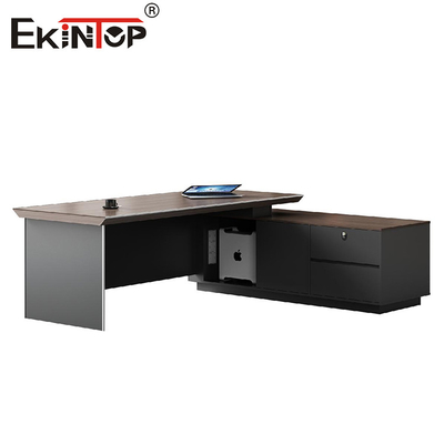 Bureau de bureau en bois dans le style industriel Bureau d'ordinateur