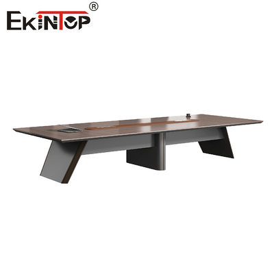 Fabricant de tables personnalisables dans le style industriel