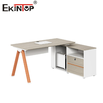 Station de travail modulaire de bureau pour employés