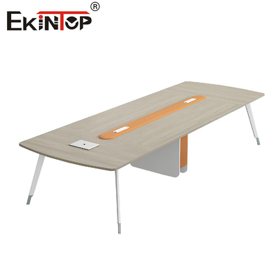 Table de conférence en noix de style moderne avec des jambes en métal
