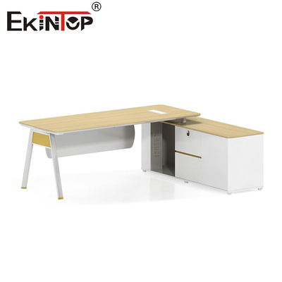 Tableau de bureau en bois de style moderne avec armoire de rangement