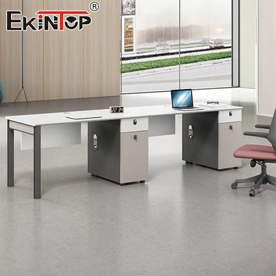 Station de travail de bureau modulaire de style contemporain avec écrans de confidentialité