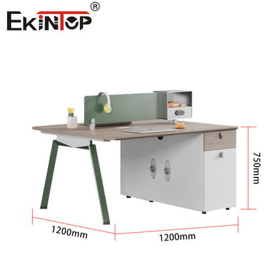 Meubles de bureau de conception ergonomique avec postes de travail à écran de confidentialité