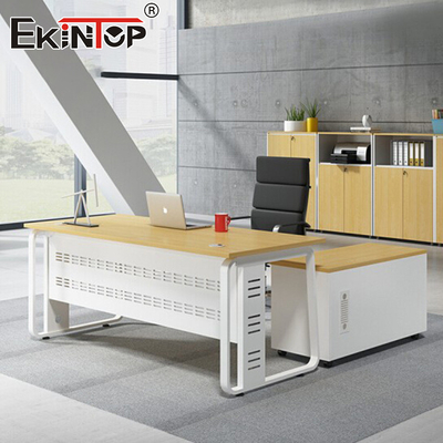 Gestionnaire de l'espace de bureau Table de bureau Bureau commercial Style industriel