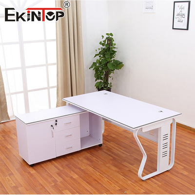 Bureau commercial personnalisable avec des matériaux en bois pour le bureau à domicile