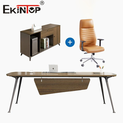 Style minimaliste Bureau d'employé Fournisseur de prix Tous les bureaux modernes