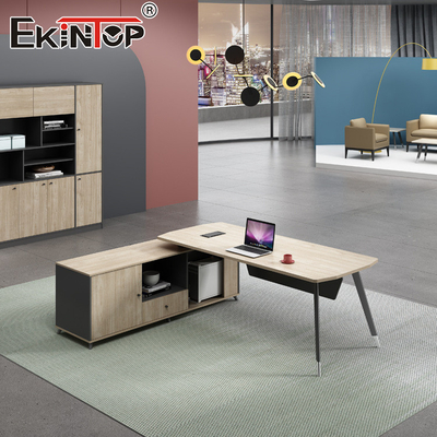 Bureau de bureau en noyer de style moderne Bureau exécutif avec tiroirs fonction extensible