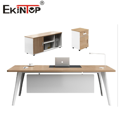Des bureaux personnalisés modernes des postes de travail des bureaux des espaces modulaires des meubles de bureau