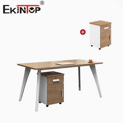 Design de bureau de bureau de style moderne avec des jambes en métal Petite table de bureau