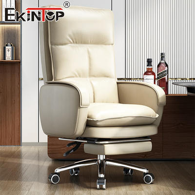 Chaise de bureau en cuir de grande qualité avec accoudoirs