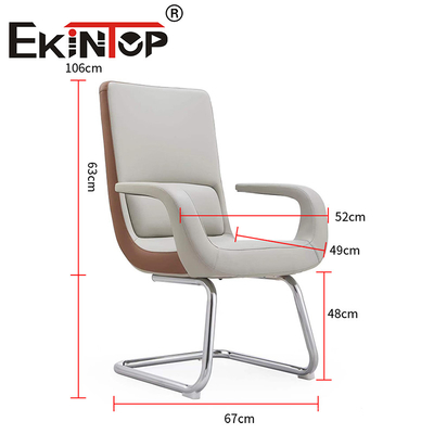 Chaise de bureau en cuir noir en ergonomie