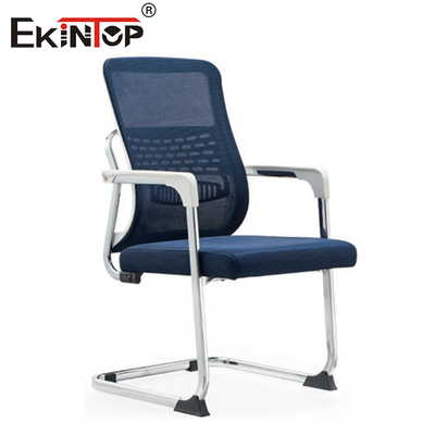 Chaise de bureau de design moderne avec tissus en maille pour salles de conférence