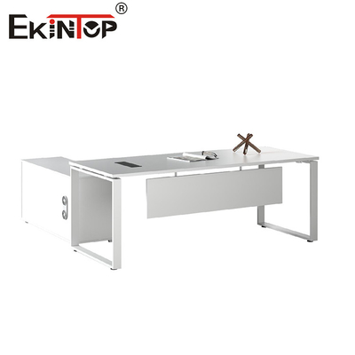 Bureau de bureau avec des jambes en métal Meubles de style minimaliste