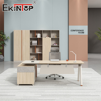 Bureau exécutif en bois naturel avec armoires de rangement Grand bureau d'écriture