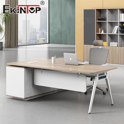 Tableau de bureau en forme de L Bureau de bureau avec des jambes en métal Bureau sur mesure