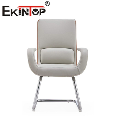 Chaise de bureau en cuir noir en ergonomie